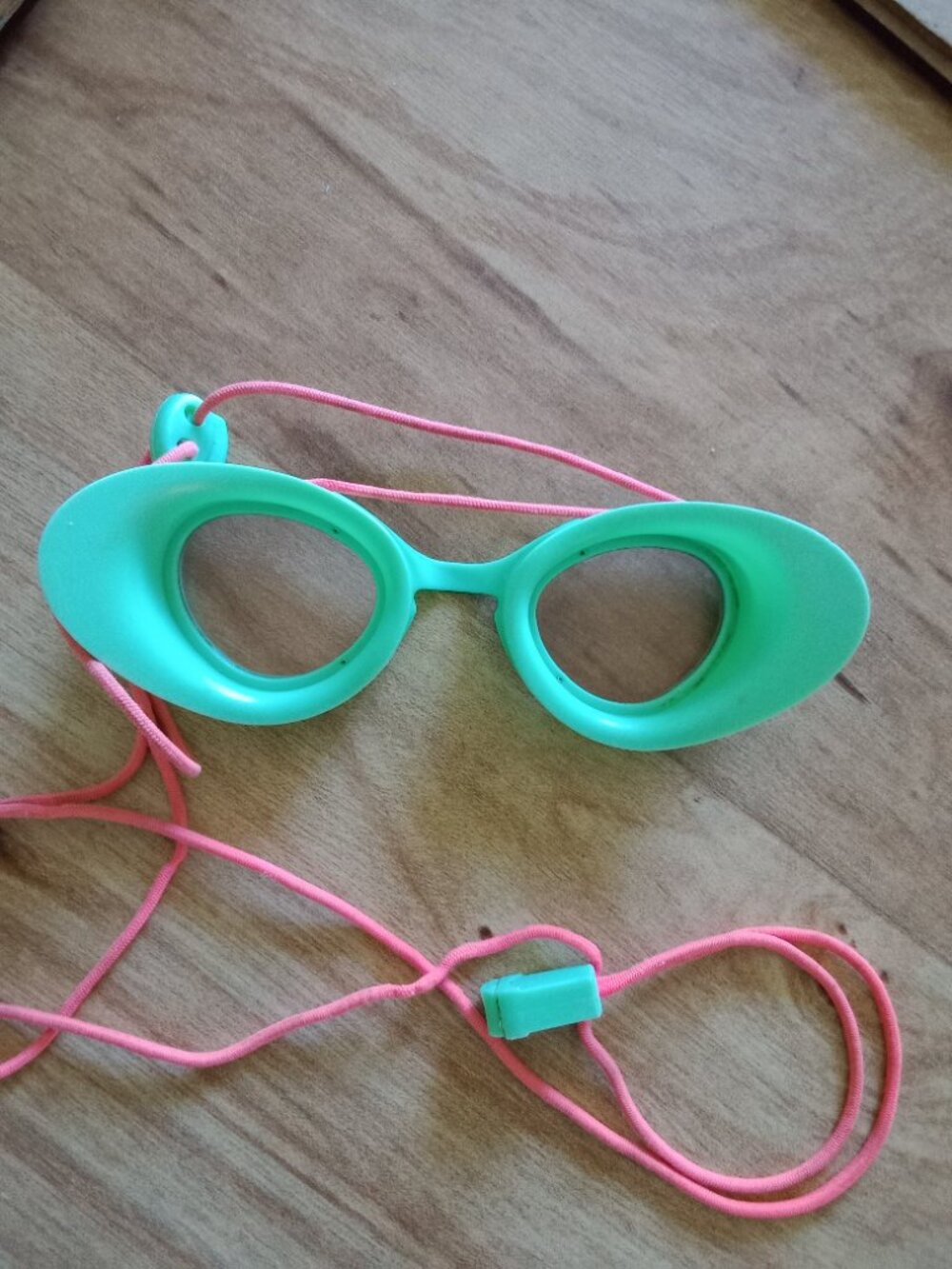 Speedo Kids Goggles - Picture 2 of 2